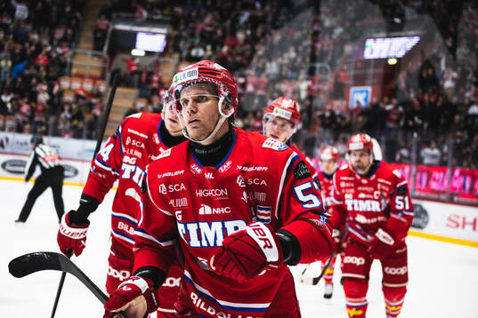 Timrås Anton Wedin jublar