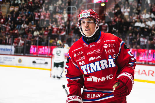 Timrås Miika Koivisto jublar