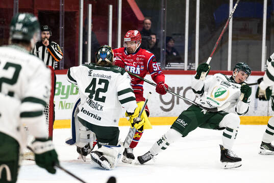 Timrås Anton Lander och Färjestads Quinn Schmiemann