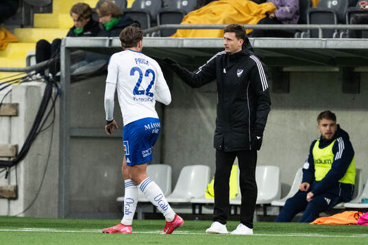 IFK Norrköpings Tim Prica och tränare Martin Falk
