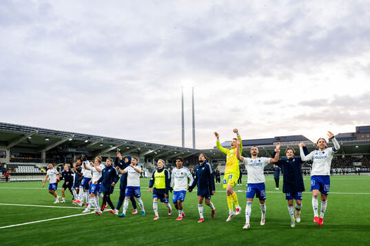 IFK Norrköpings spelare jublar
