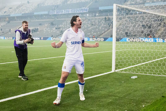 IFK Göteborgs Gustav Svensson jublar