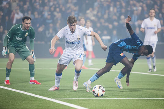 IFK Göteborgs Felix Eriksson och Djurgårdens Tokmac Nguen