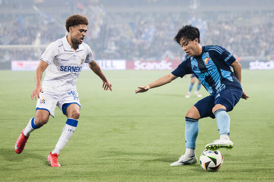 IFK Göteborgs Thomas Santos och Djurgårdens Keita Kosugi