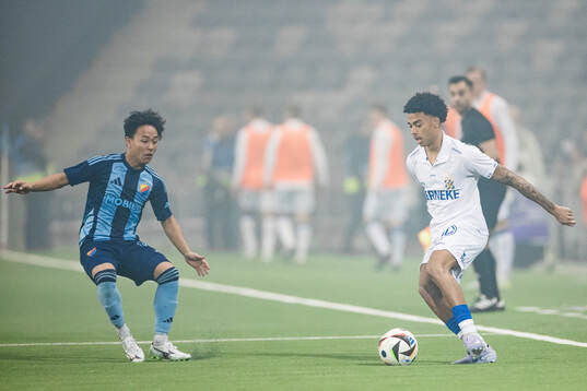 Djurgårdens Keita Kosugi och IFK Göteborgs Sebastian
