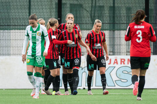 Brommapojkarnas Frida Thörnqvist jublar