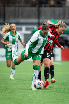 Hammarbys Vera Blom och Brommapojkarnas Joanna Aalstad