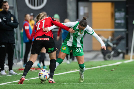 Brommapojkarnas Paula Broddner Klingspor och Hammarbys Vera
