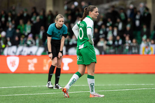 Hammarbys Smilla Vallotto deppar