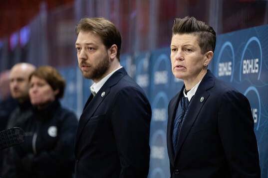 Frölundas assisterande tränare Marcus Anselm och tränare