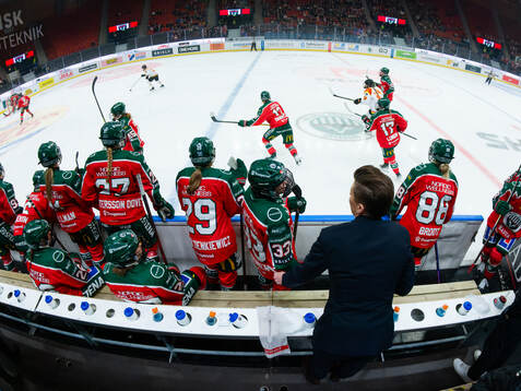 Frölundas Michelle Karvinen och tränare Erika Holst