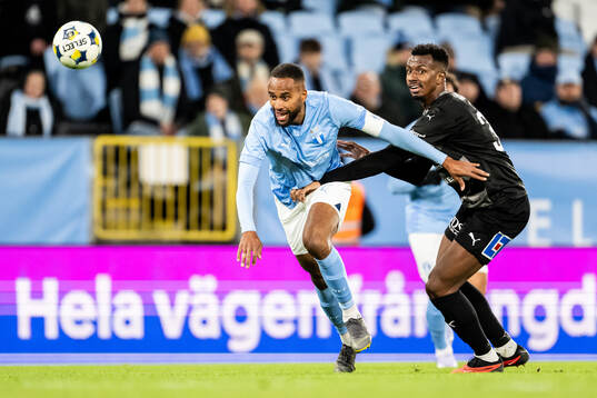 Malmö FFs Isaac Kiese Thelin och Västerås Liiban Abadid