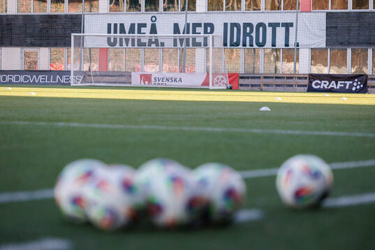 Banderoll med texten Umeå Mer Idrott