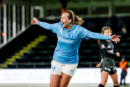 Malmö FFs Sara Kanutte Sørensen Fornes jublar