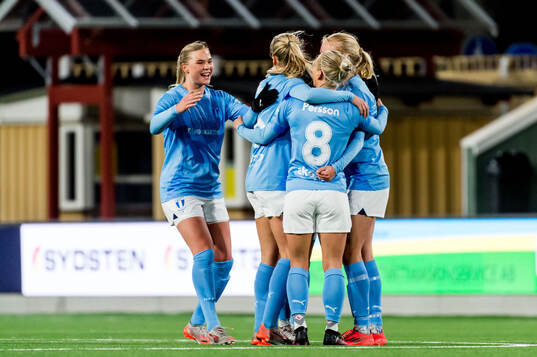 Malmö FFs spelare jublar