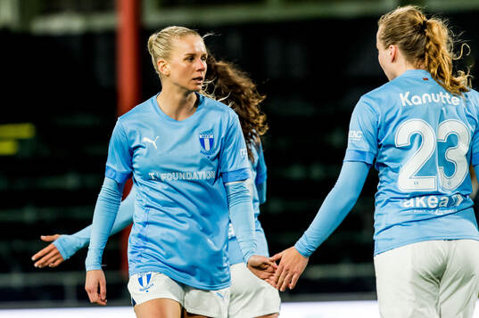 Malmö FFs Stinalisa Johansson och Sara Kanutte Sørensen