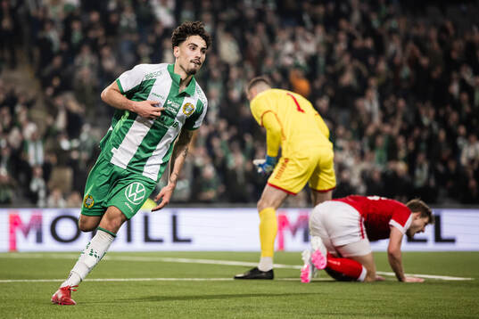 Hammarbys Sebastian Tounekti jublar