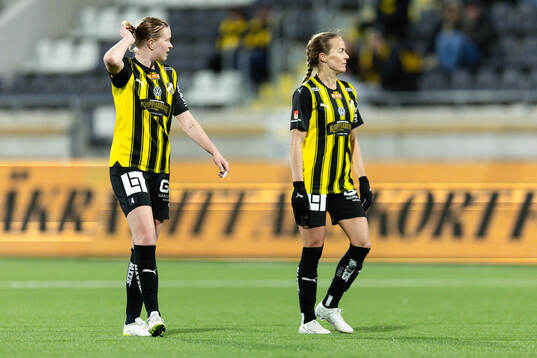 Häckens Emma Östlund och Aivi Luik