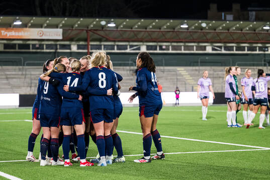 Rosengårds Oona Sevenius jublar