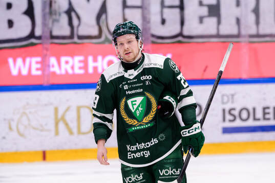 Färjestads Oskar Steen deppar