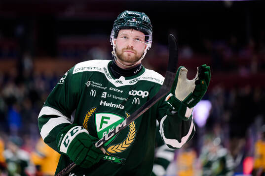 Färjestads Axel Bergkvist deppar