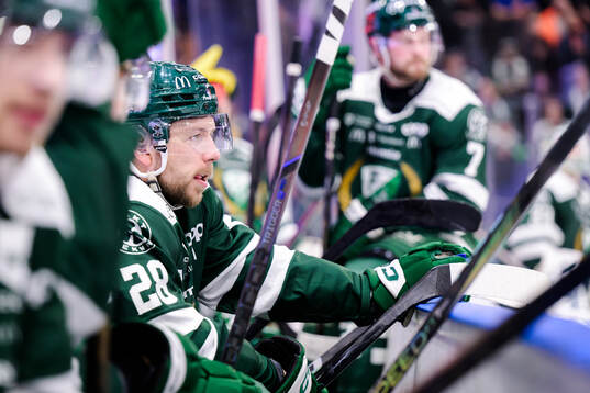 Färjestads Emil Alba deppar