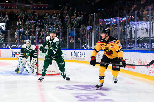 Färjestads målvakt Maxime Lagacé och Adam Ollas Mattsson