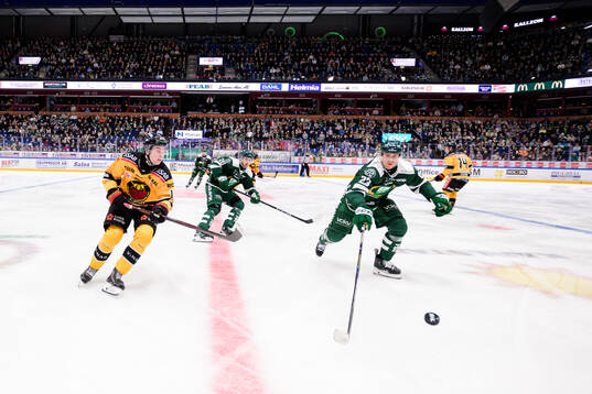 Luleås David Granberg och Färjestads Oliver Eklind