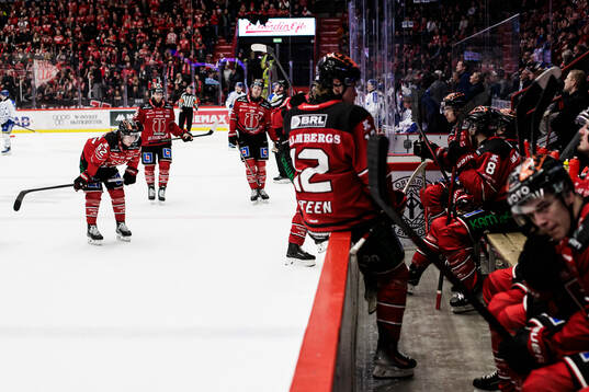 Örebros Robert Leino och Robin Norell deppar