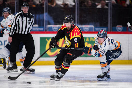 Brynäs Johan Larsson och Växjös Karl Henriksson