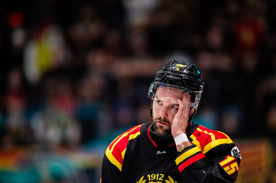 Brynäs Simon Bertilsson deppar