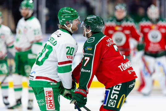 Rögles Joachim Blichfeld och Frölundas Henrik Tömmernes