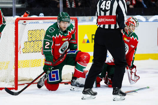 Frölundas Christian Folin och målvakt Lars Johansson