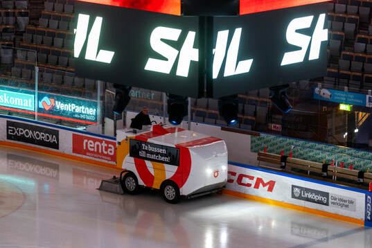 En ismaskin i Saab Arena