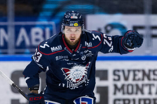 Linköpings Robin Kovacs jublar