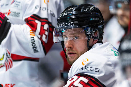 Malmö Redhawks Carl Persson deppar