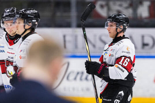 Malmö Redhawks Matias Lassen deppar