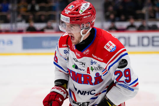Timrås Filip Hållander