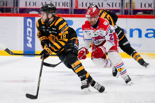 Skellefteås Martins Dzierkals och Timrås Jeremy