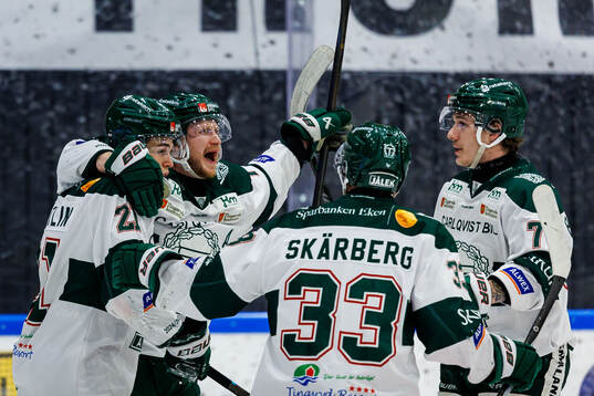 Tingsryds Arvid Westlin och Kevin Ekman Larsson jublar