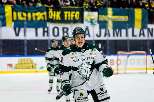 Tingsryds Arvid Westlin jublar