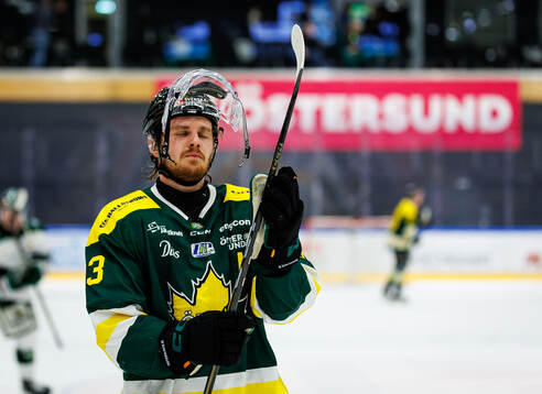 Östersunds Daniel Öhrn deppar