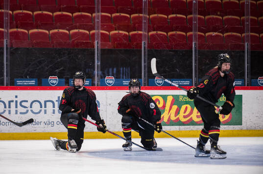 Brynäs Anna Brenkle och Oona Koukkula