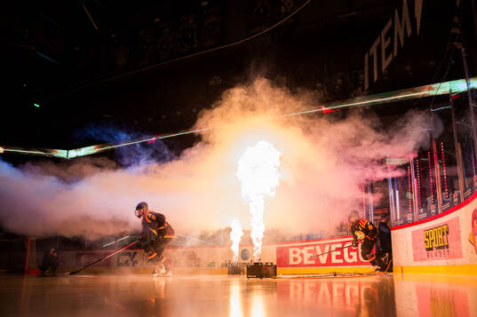 Brynäs Anna Brenkle och Hanna Thuvik