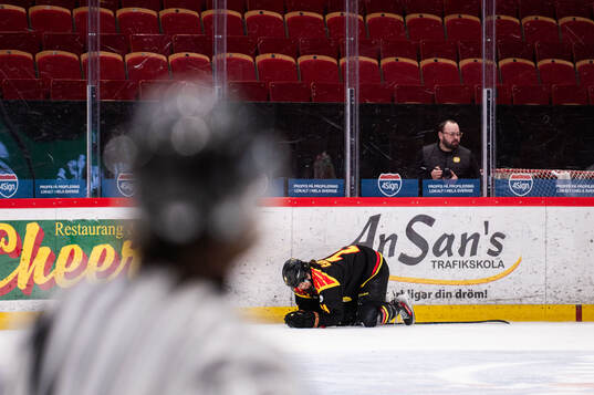 Brynäs Sara Cajanova har ont