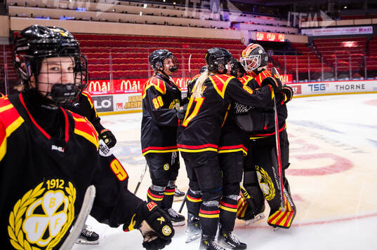 Brynäs Stina Sandberg, Anna Brenkle 0ch målvakt Ena