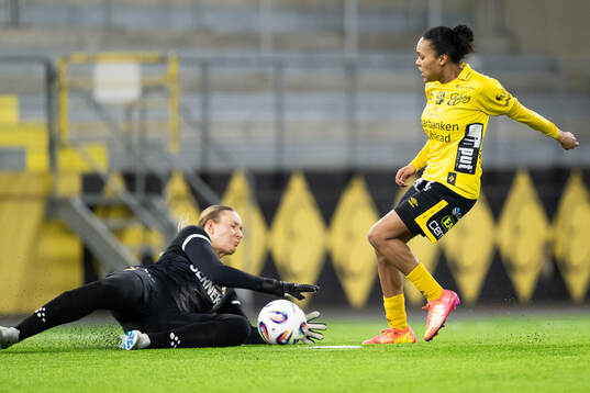 IFK Göteborgs målvakt Mimmi Carlsbogård, Elfsborgs