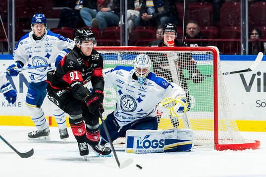 Malmö Redhawks Axel Sundberg och Leksands Marcus Gidlöf
