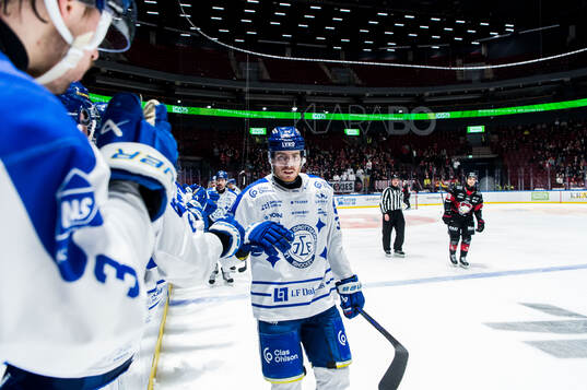 Leksands Peter Cehlarik jublar