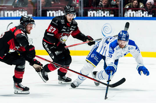 Malmö Redhawks Carl Persson och Henrik Haapala och